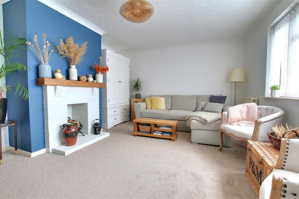 Property photo 2 of 12 Img_6289-Img_6291.Jpg