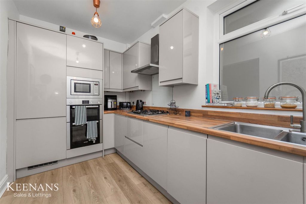 Property photo 3 of 43 3.Jpg