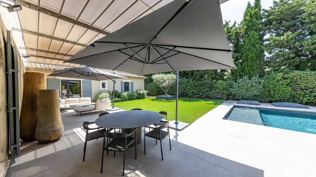 Property photo 3 of 24