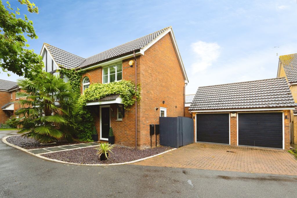 Property photo 1 of 17