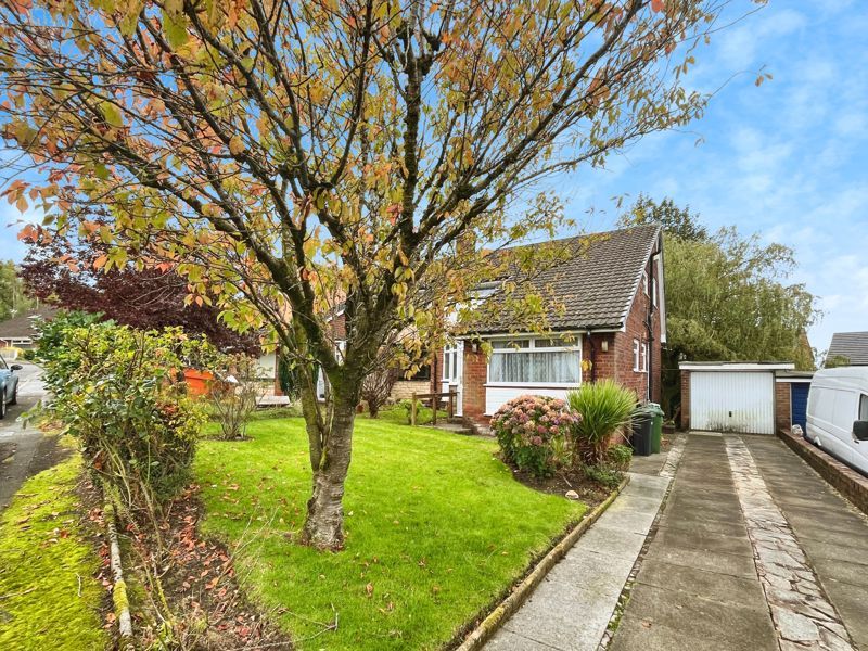 Property photo 1 of 17 External