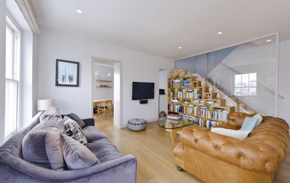 Property photo 2 of 9 Chepstow Crescent 4.Png