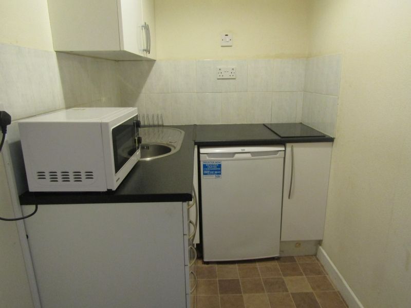 Property photo 2 of 3