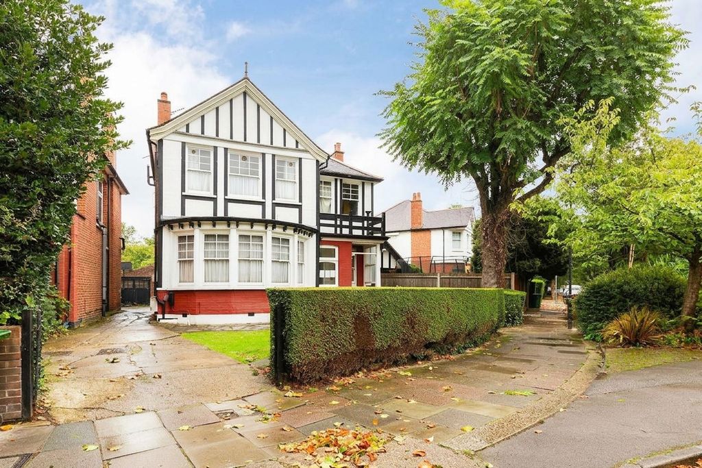 Property photo 1 of 7
