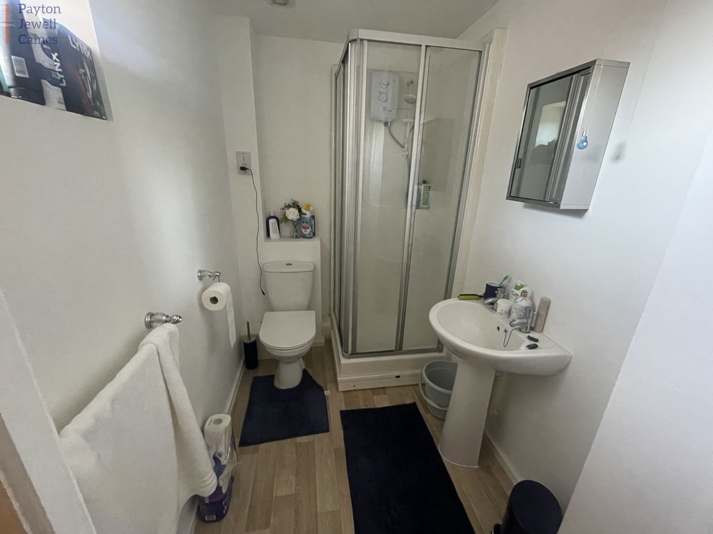 Property photo 3 of 7 Not Specified