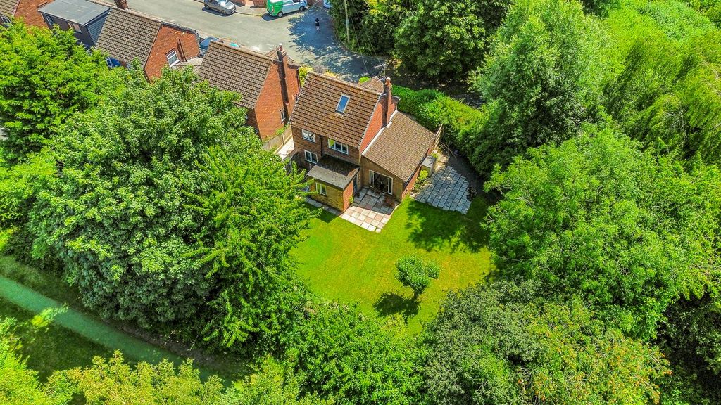 Property photo 1 of 29