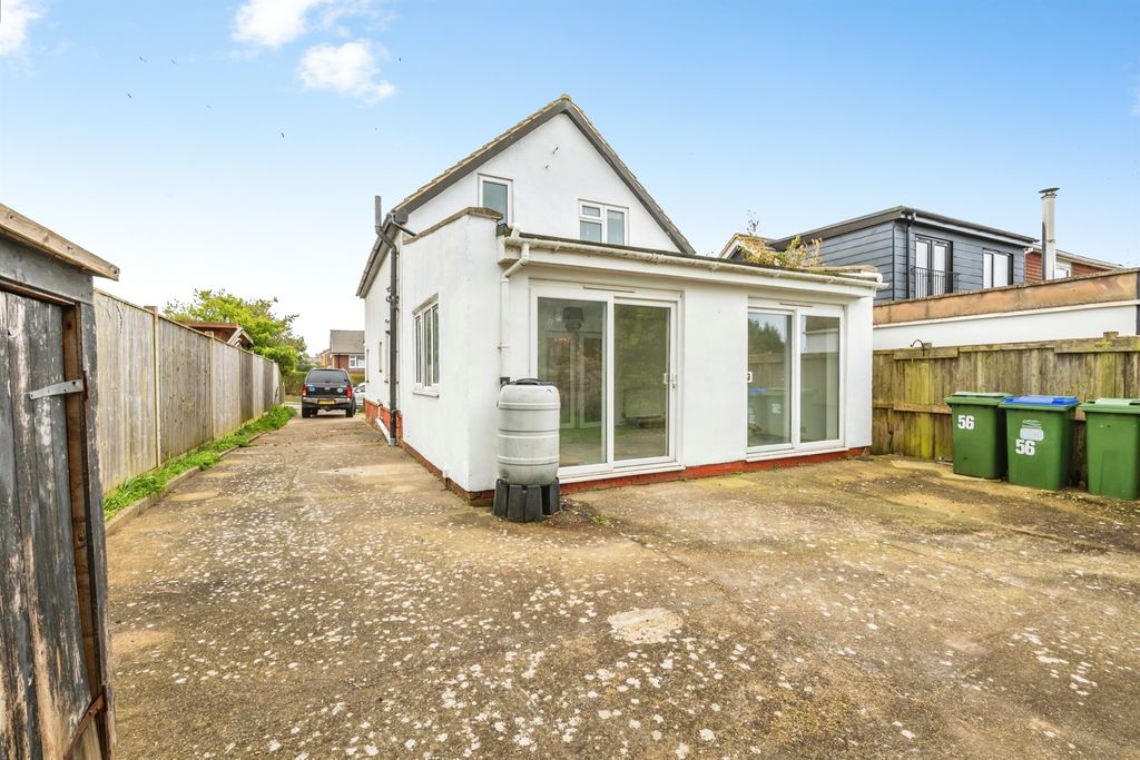 Additional image 8 of 4 bed detached house for saleTelscombe Cliffs Way, Telscombe Cliffs, Peacehaven BN10