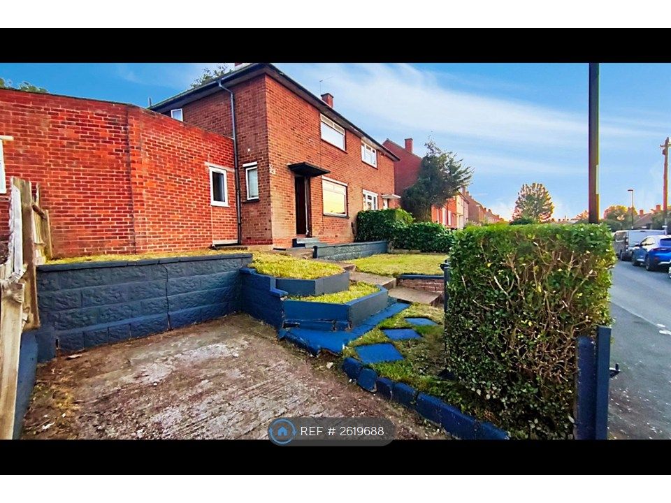 Property photo 2 of 27