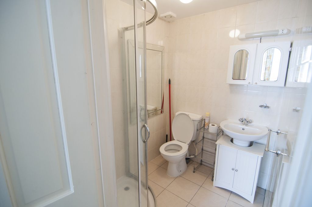 Property photo 3 of 4 Gallery