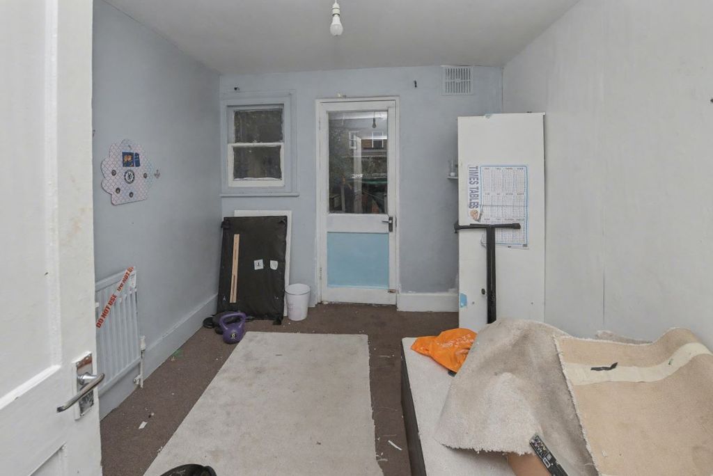 Property photo 3 of 6 5B Mount Pleasant Road, London Se13 6rd