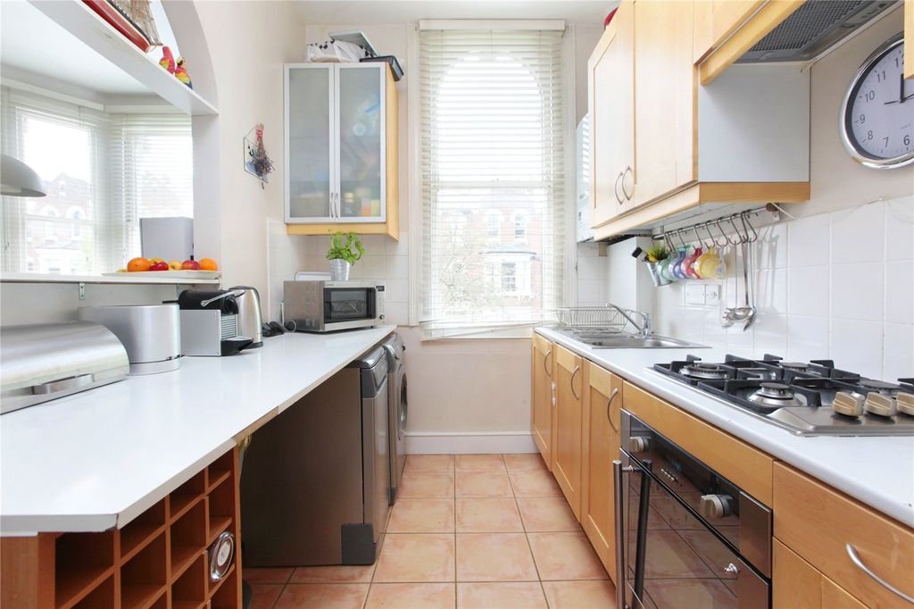 Property photo 3 of 7