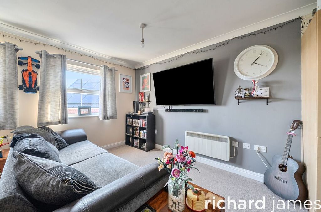 Property photo 3 of 9 c7932404392F4d4194Ab99A787448c25