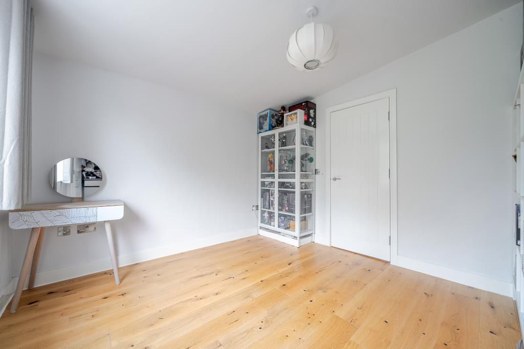 Property photo 2 of 20 Bedroom