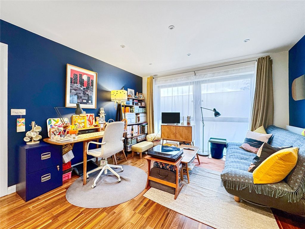 Property photo 2 of 11 Robinson Jackson