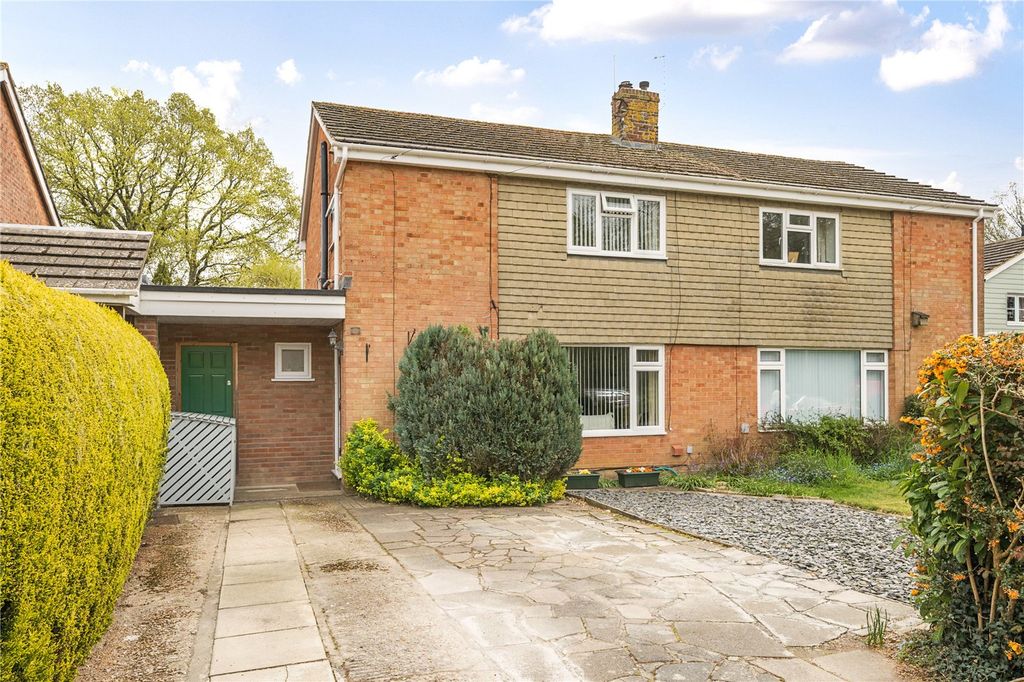 Property photo 1 of 19 Picture No. 04