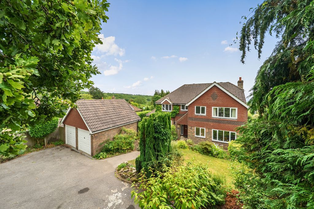 Property photo 1 of 14