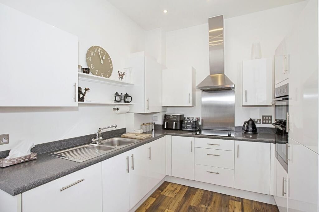 Property photo 3 of 13