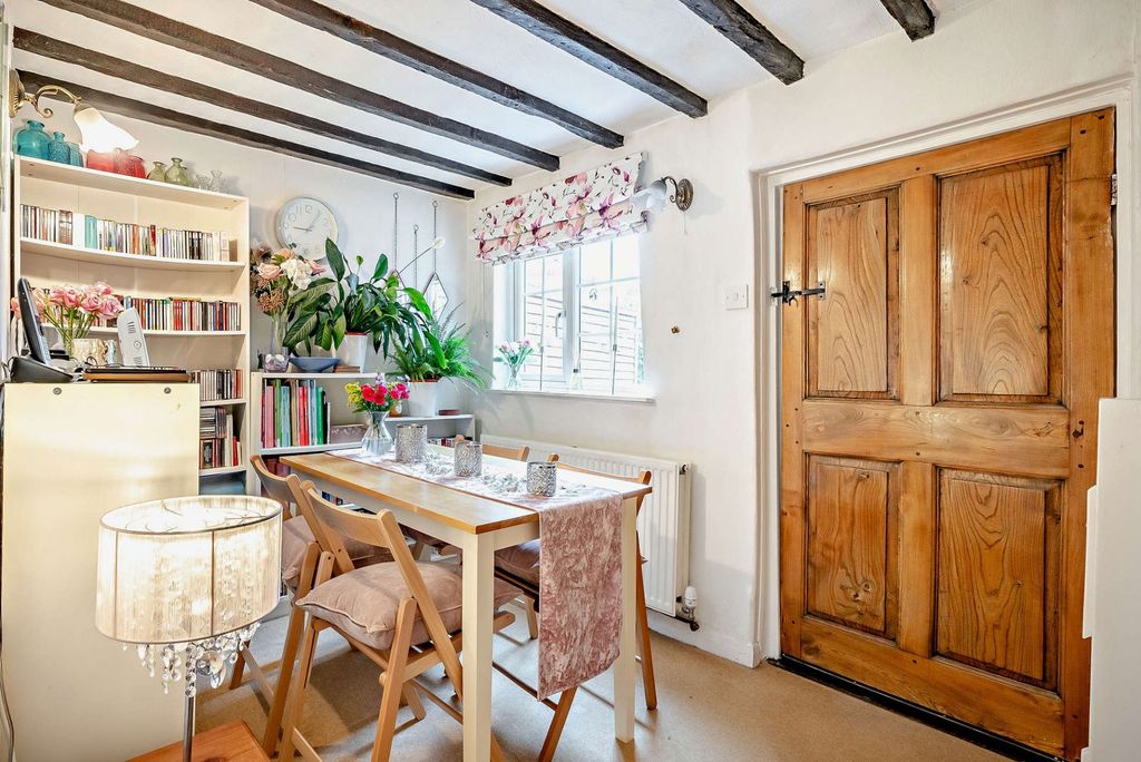 Property photo 3 of 20