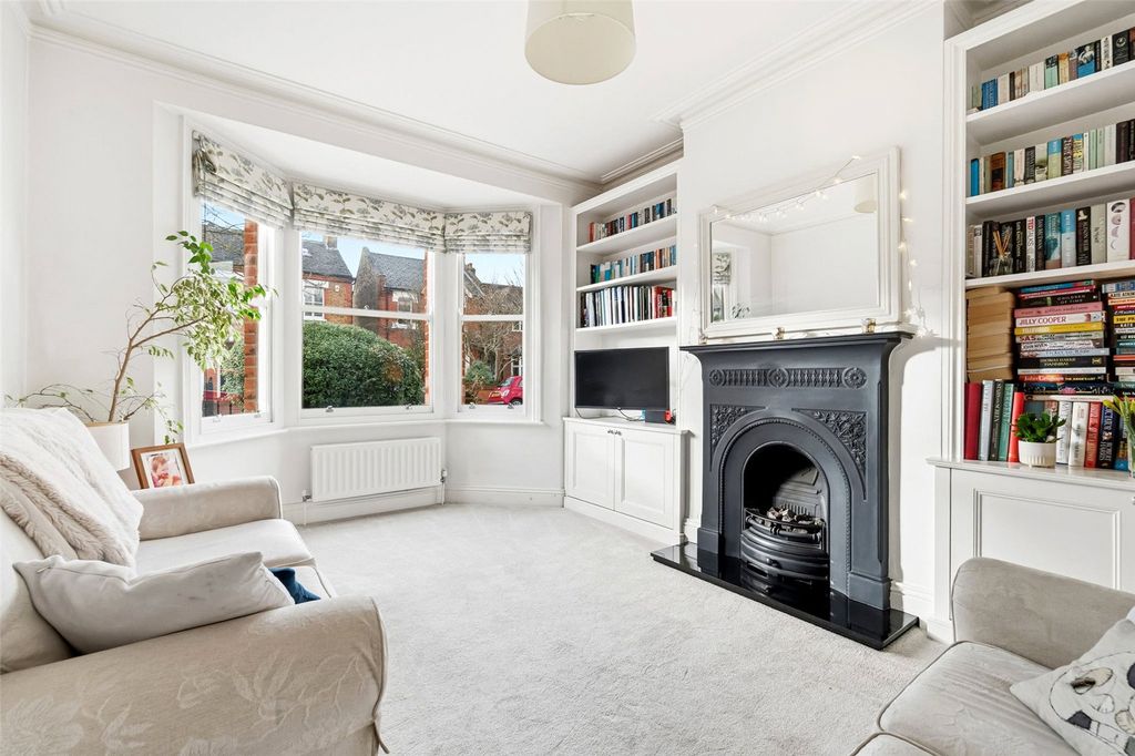 Property photo 3 of 14 Picture No. 06