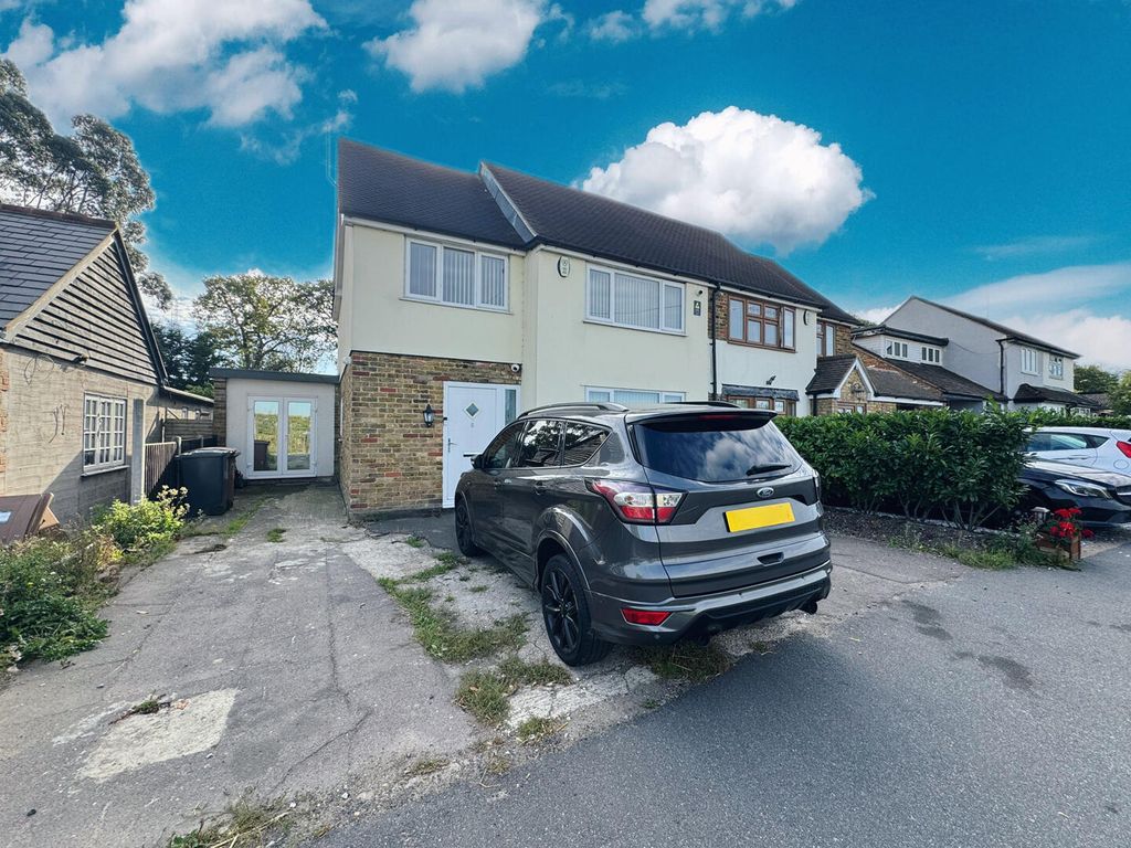 Property photo 1 of 40