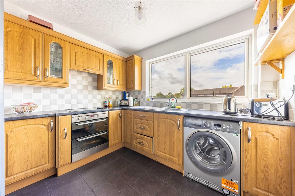 Property photo 2 of 10 ba-5.Jpg