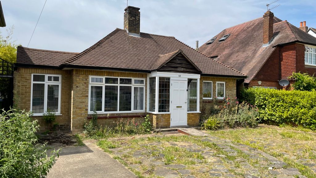 Property photo 2 of 19