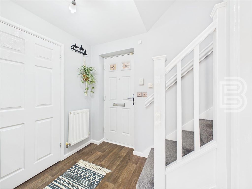 Property photo 3 of 18 Entrance.Jpg