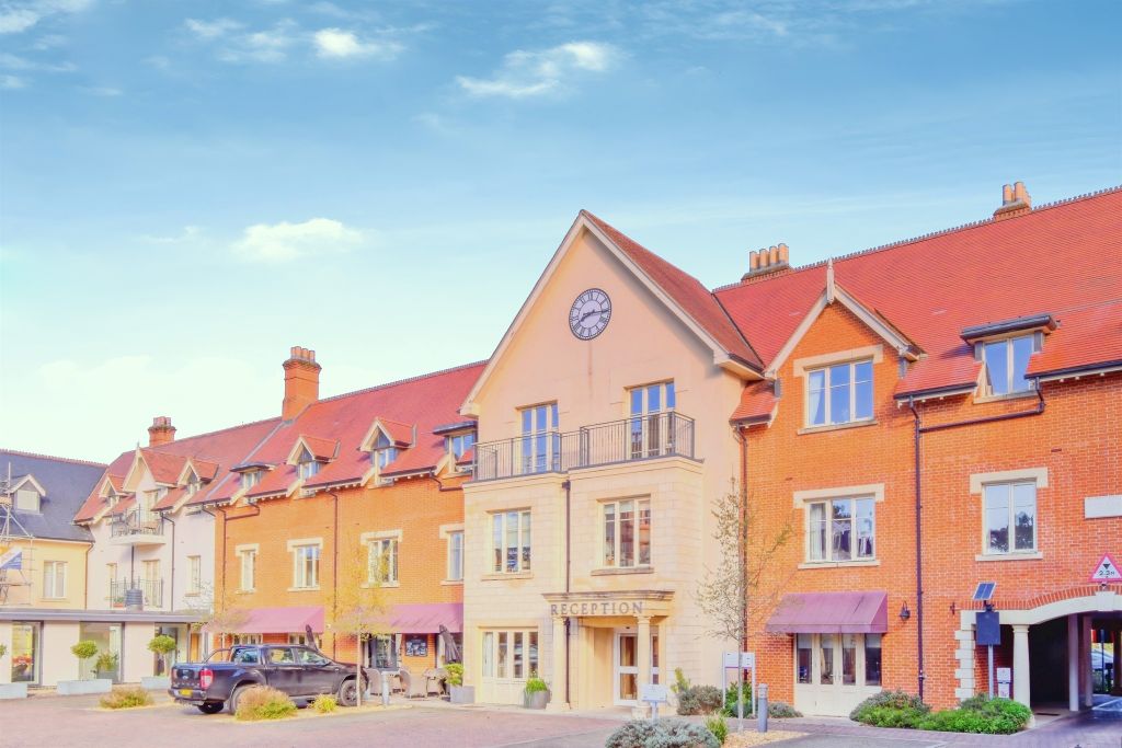 Property photo 2 of 19