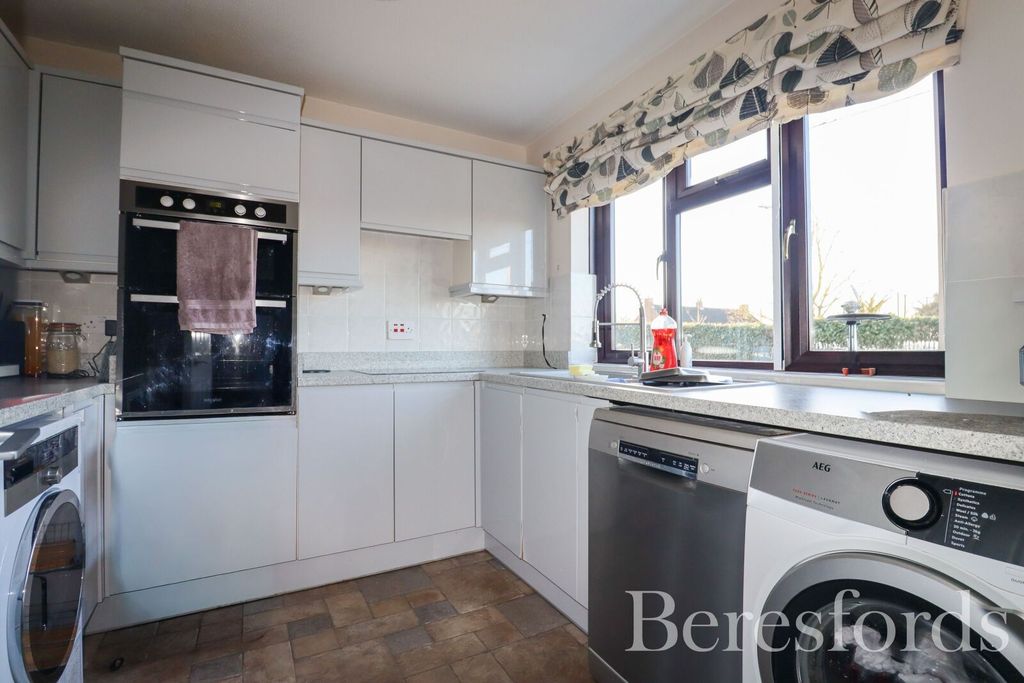 Property photo 2 of 19 Picture 2