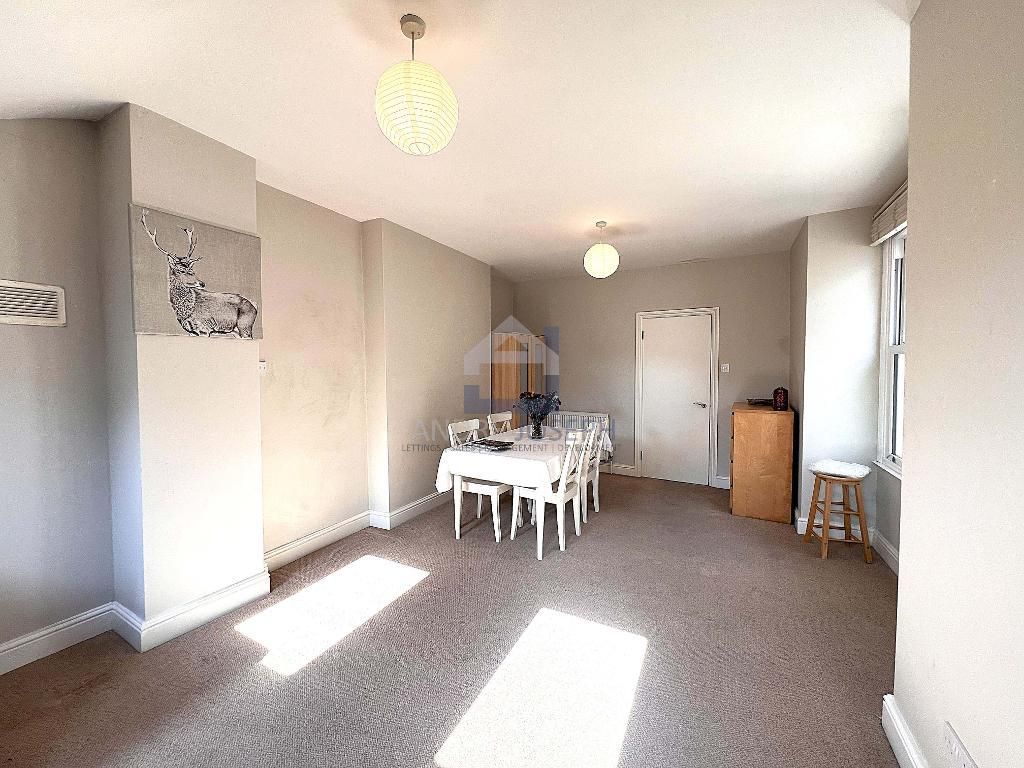 Property photo 2 of 7 Photo 2