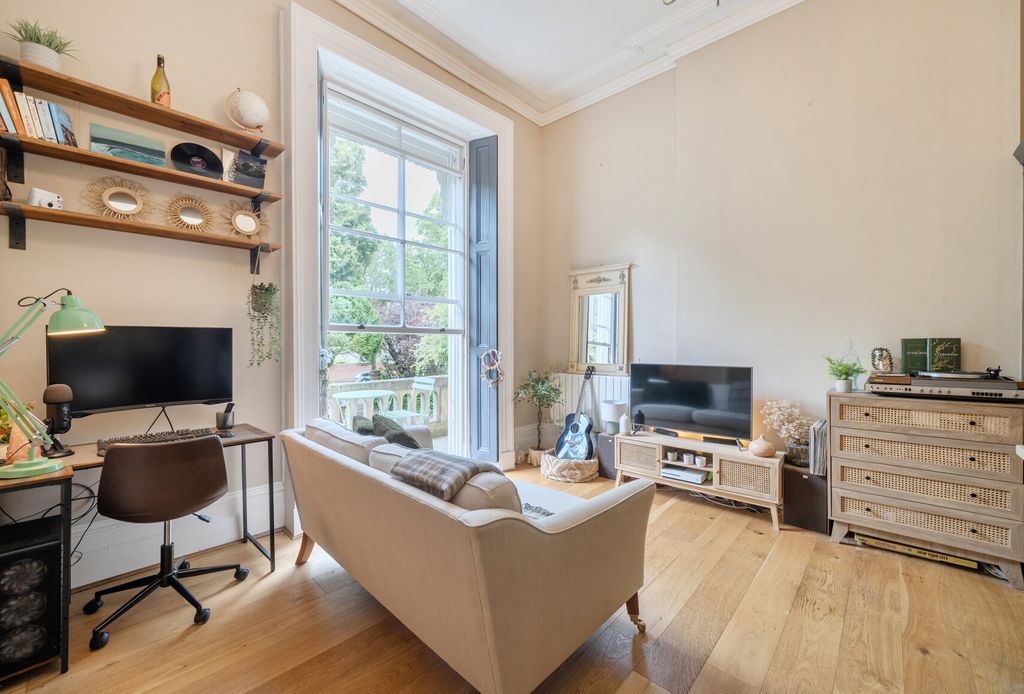 Property photo 3 of 11 1442634-18-6A0598...
