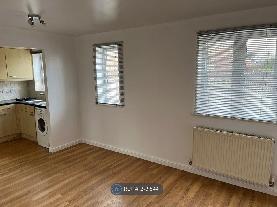 Property photo 2 of 22