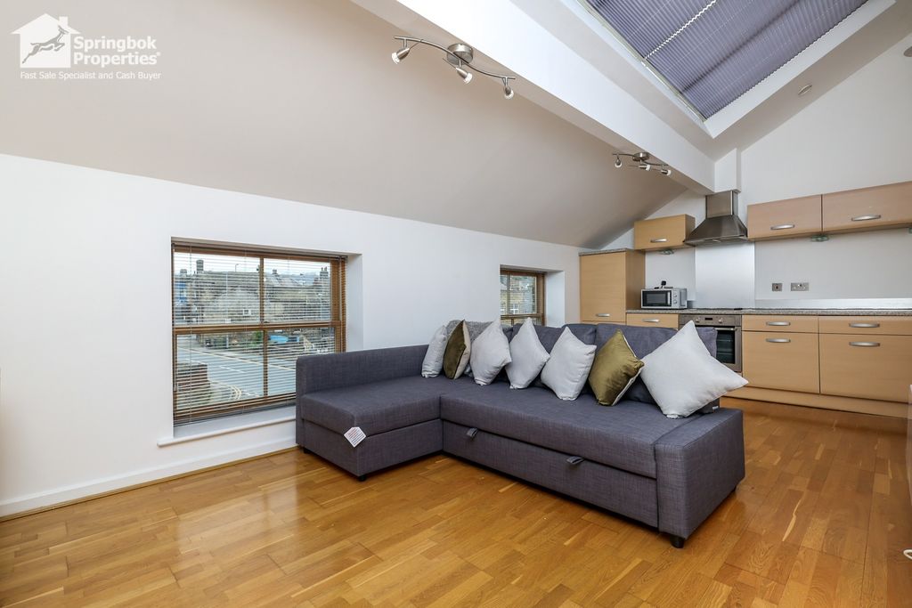 Property photo 2 of 11 Image 2