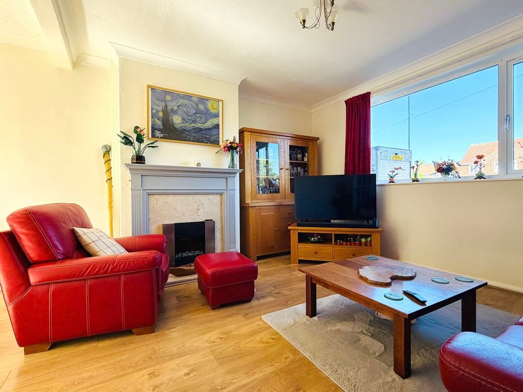 Property photo 2 of 19 Photo 27