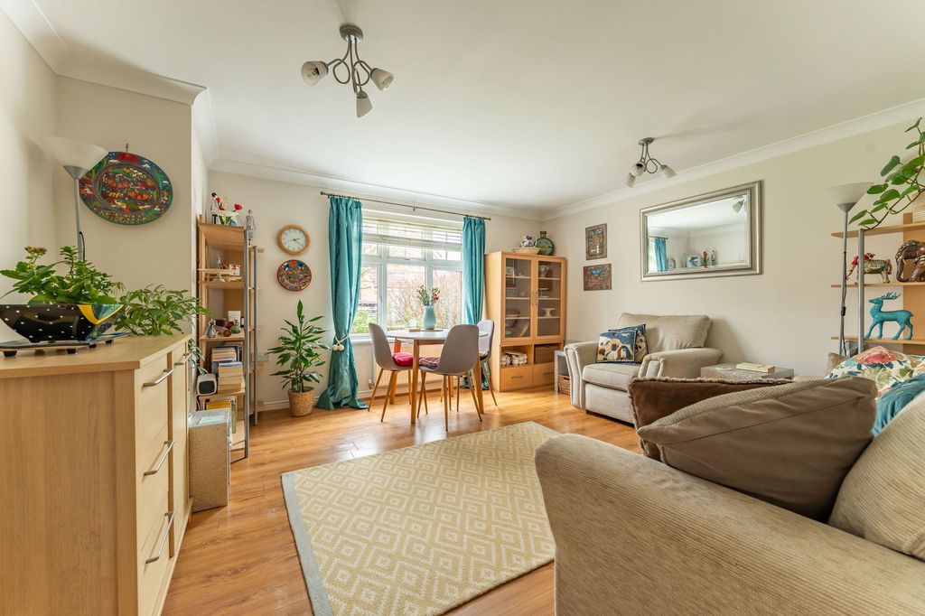 Property photo 2 of 13