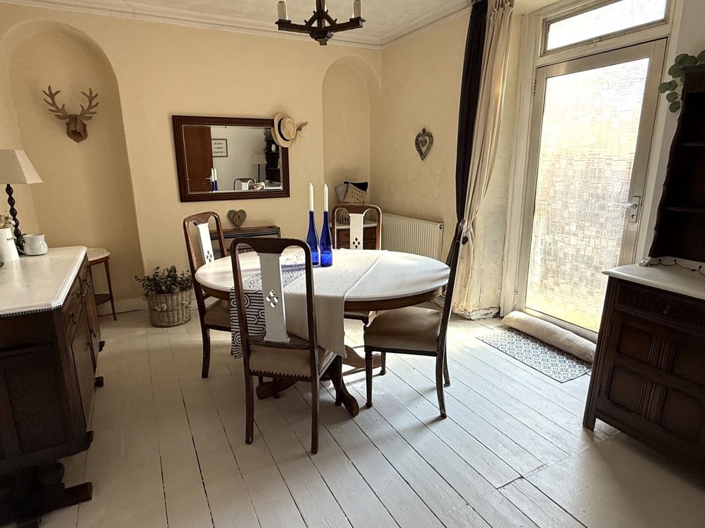 Property photo 3 of 16 Not Specified