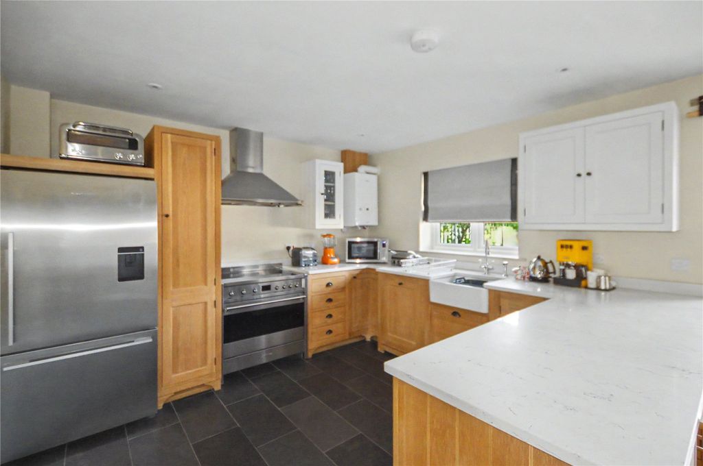 Property photo 3 of 18 Picture No. 16