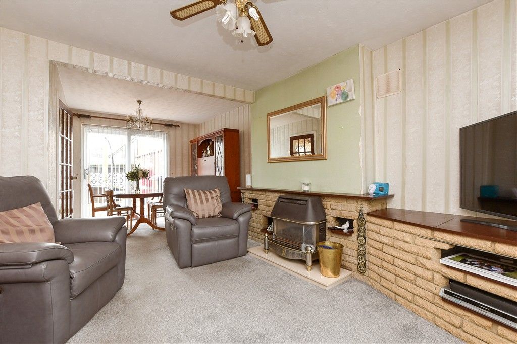 Property photo 3 of 14 Lounge/Diner