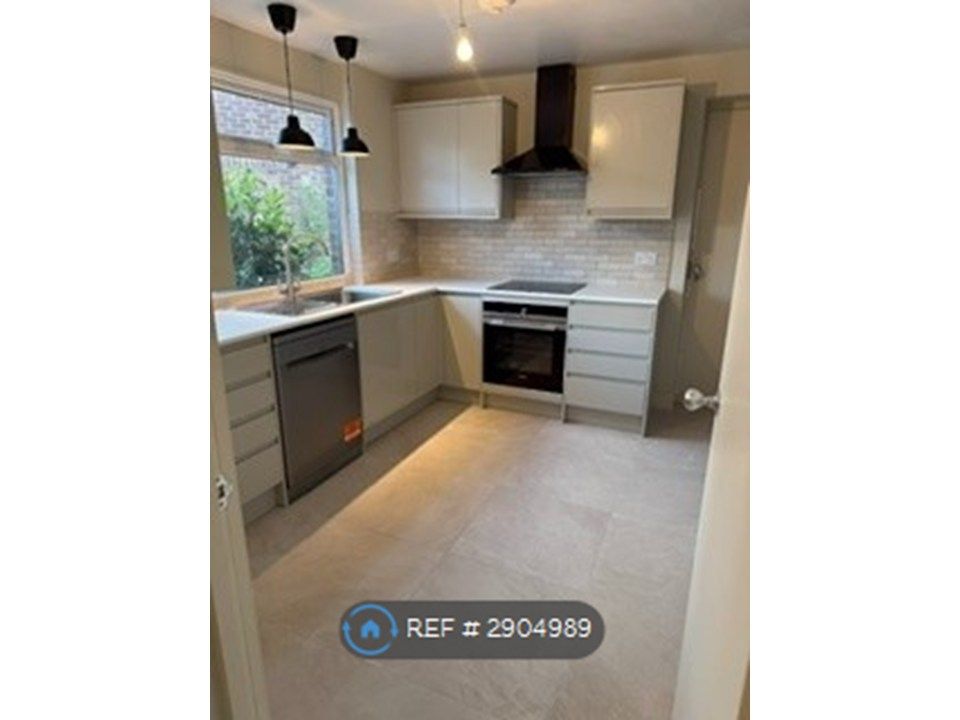 Property photo 1 of 16 Kitchen