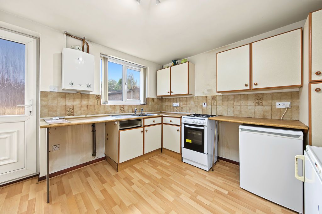Property photo 3 of 23 Kitchen Diner