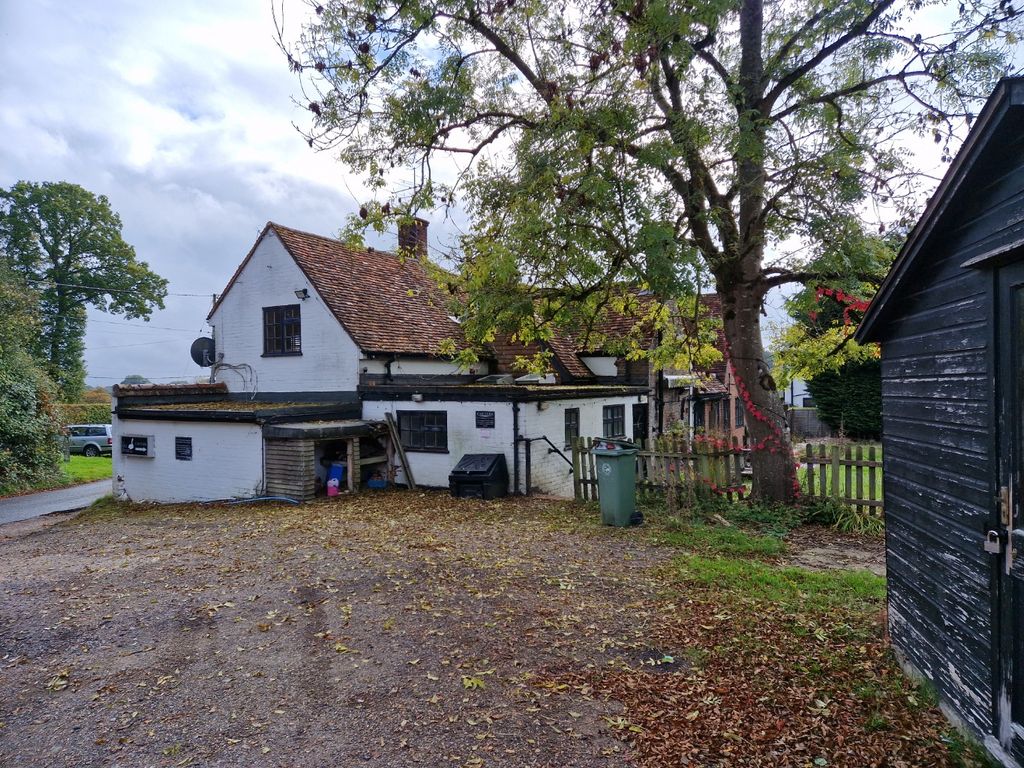 Property photo 2 of 26 4633642