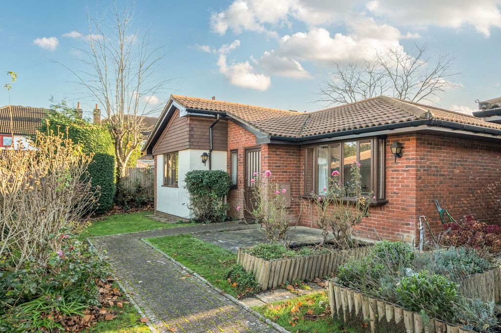 Property photo 1 of 24