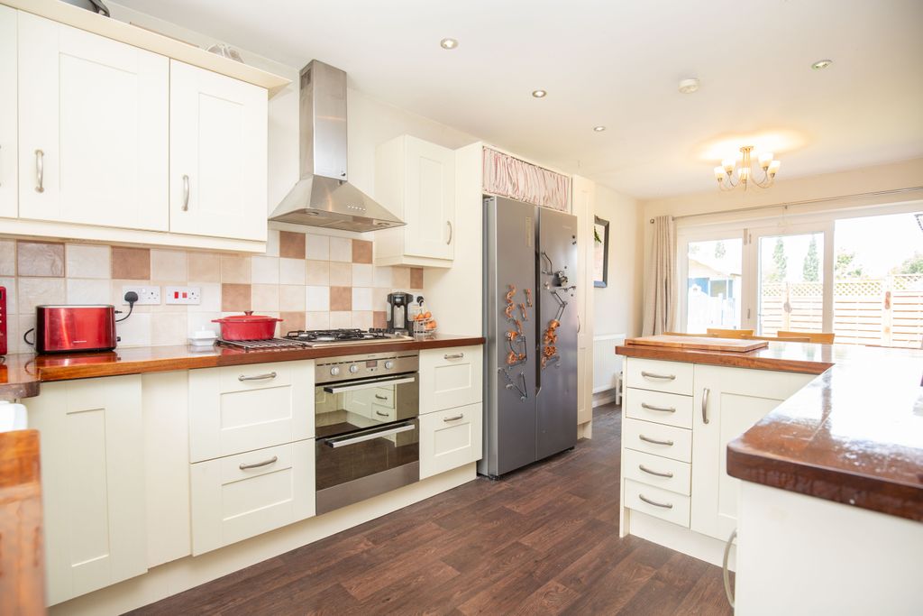 Property photo 2 of 22 Mw-6047