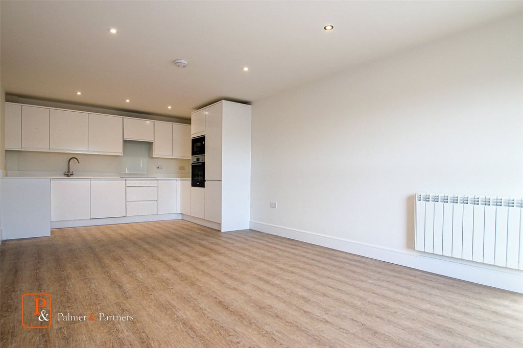Property photo 2 of 7 Open Plan