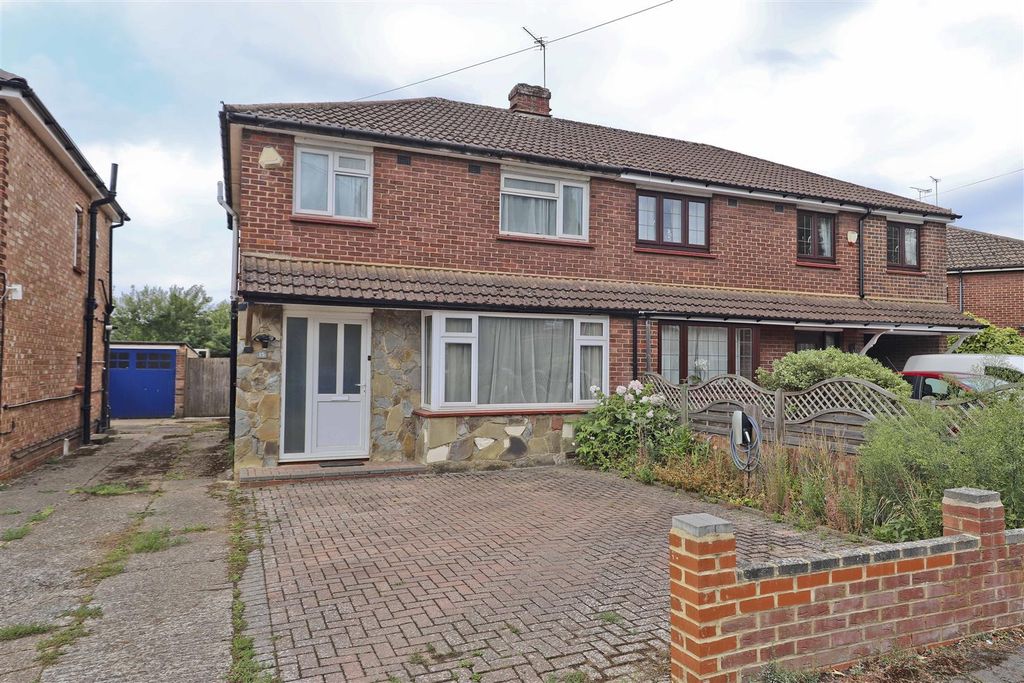 Property photo 1 of 14 External