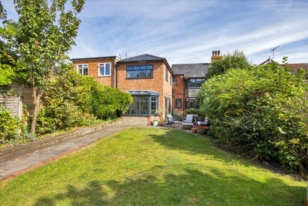 Property photo 1 of 16 Image
