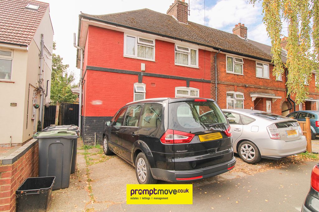 Property photo 1 of 12 Na