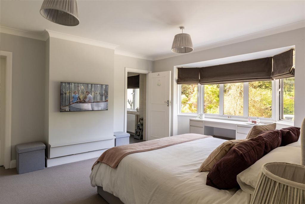 Additional image 19 of 5 bed detached house for saleRingley Park Avenue, Reigate RH2