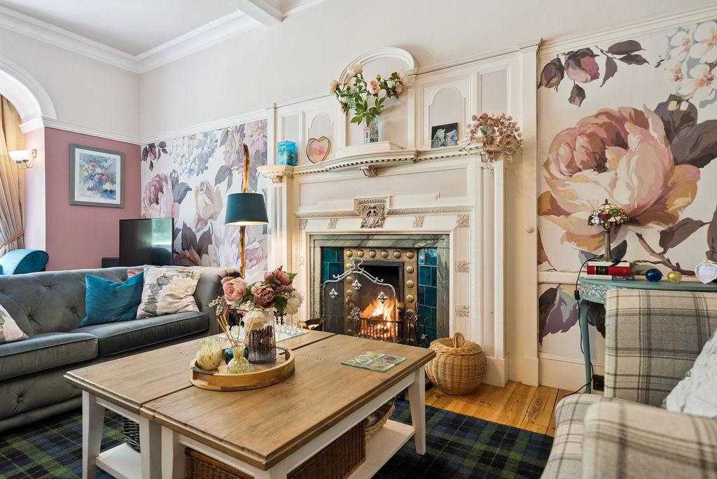 Additional image 11 of 2 bed flat for saleFlat 1 Lagarie House, Torwoodhill Road, Rhu G84