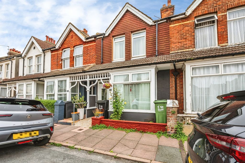 Property photo 1 of 13
